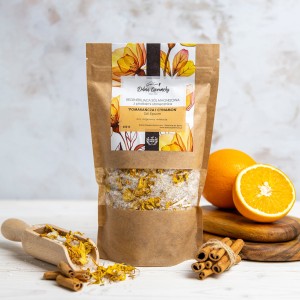 Regenerująca sól magnezowa "Pomarańcza i cynamon" 650 g - Dolina Czeremchy